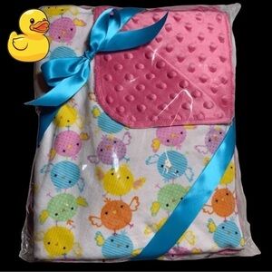 𝅺BRAND NEW💖🐣💙Handcrafted baby blanket